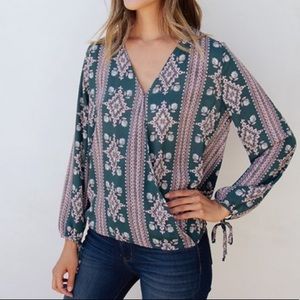 Collective Concepts Bessy Surplice Dobby top L